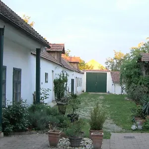 Apartment Am Ziegenhof Parndorf