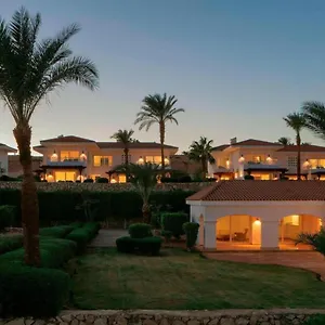 Villa Private In Sheraton - By Royal Vacations Eg *