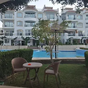 Hills Aqua Park Pool View Apartment Sharm el-Sheikh