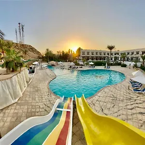 Trs Fantazia Neama Bay Resort