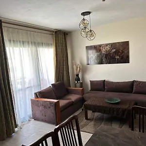 Apartment Criss