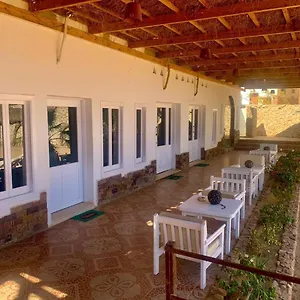 Hotel Sunshine & Divers Club Sharks Bay 3*