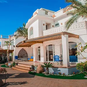 Jacaranda Villa
