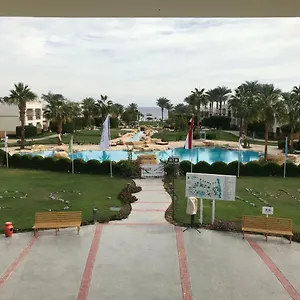Resort At Shores Amphoras 5*