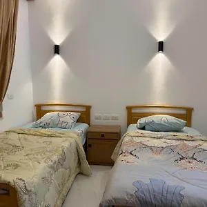 Spacious & Modern 3 Bedroom Well Located Delta *