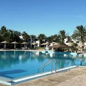 Coral Bay Prestige Apartment *
